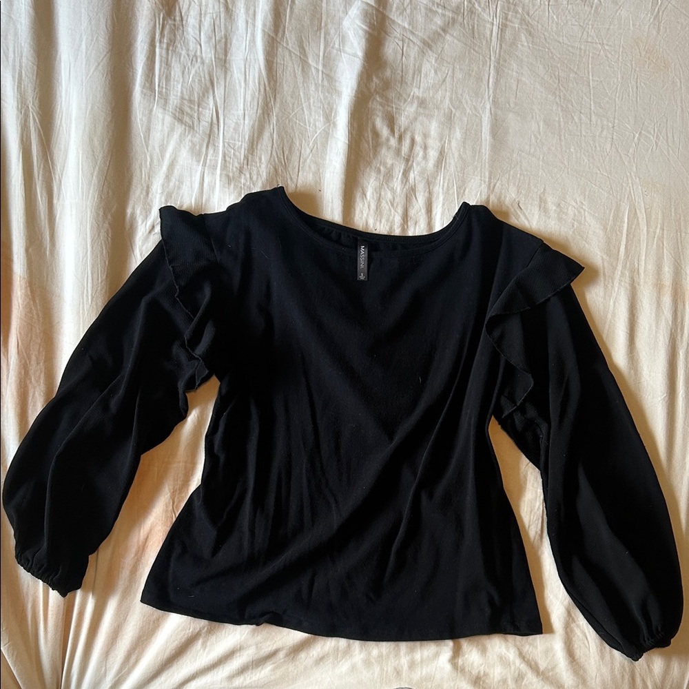 Massini Black Ruffled Sleeve Blouse